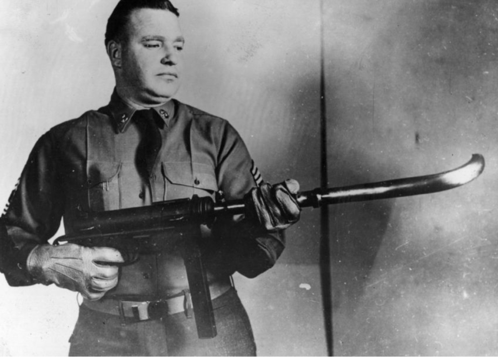 Mit einem Gewehr um die Ecke schiessen zu können, wäre definitiv interessant.